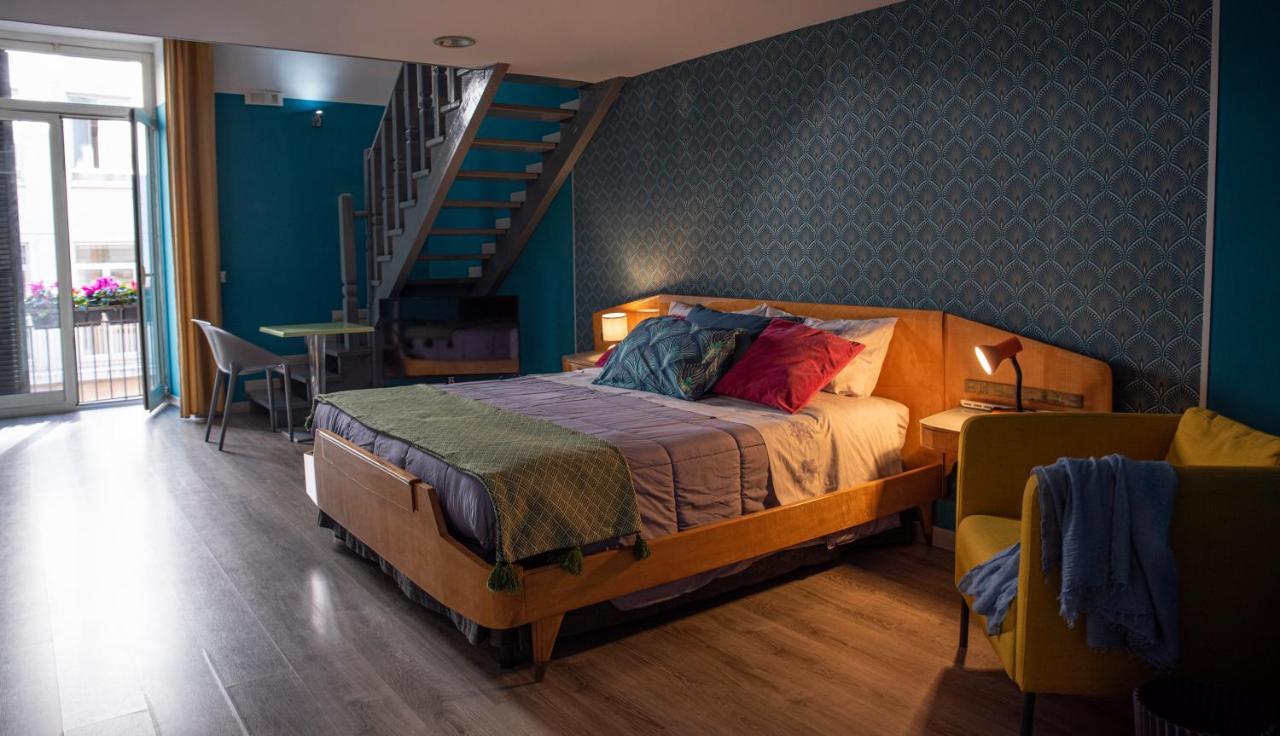 Home&More B&B Napoli Bagian luar foto