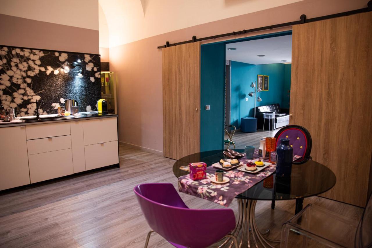 Home&More B&B Napoli Bagian luar foto