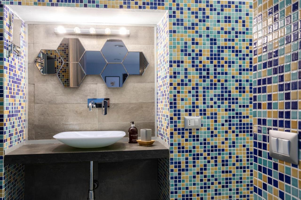 Home&More B&B Napoli Bagian luar foto